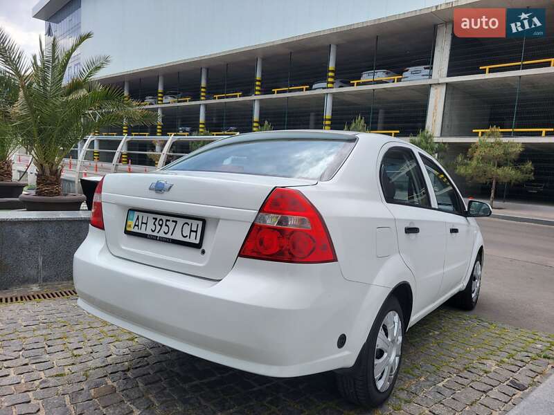 Седан Chevrolet Aveo 2007 в Одессе