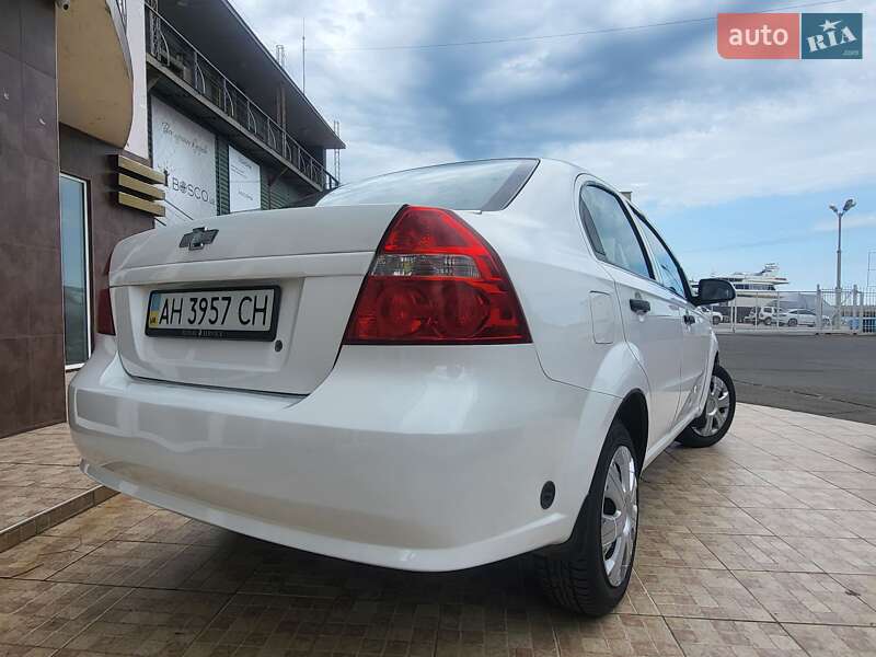 Седан Chevrolet Aveo 2007 в Одессе