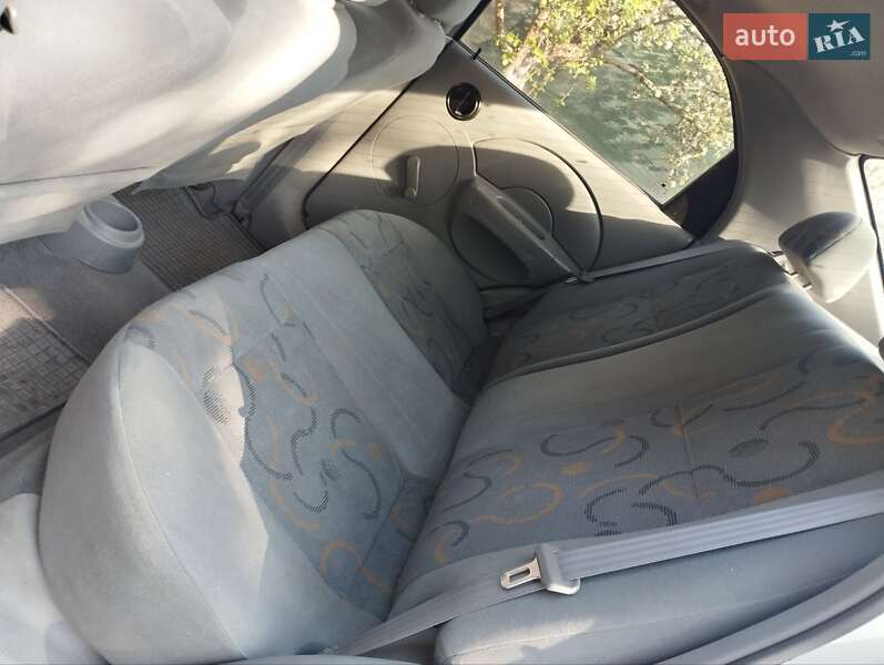 Седан Chevrolet Aveo 2005 в Житомире