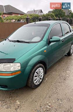 Седан Chevrolet Aveo 2004 в 