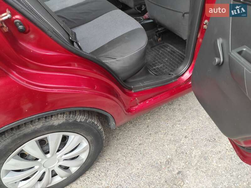 Седан Chevrolet Aveo 2006 в Вінниці