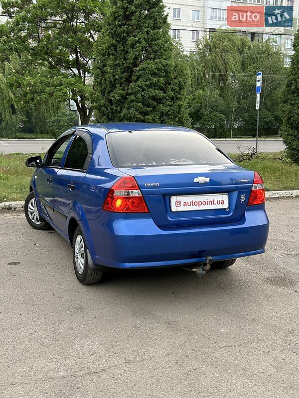 Седан Chevrolet Aveo 2006 в Сумах
