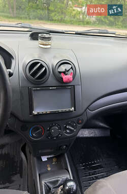Седан Chevrolet Aveo 2011 в 