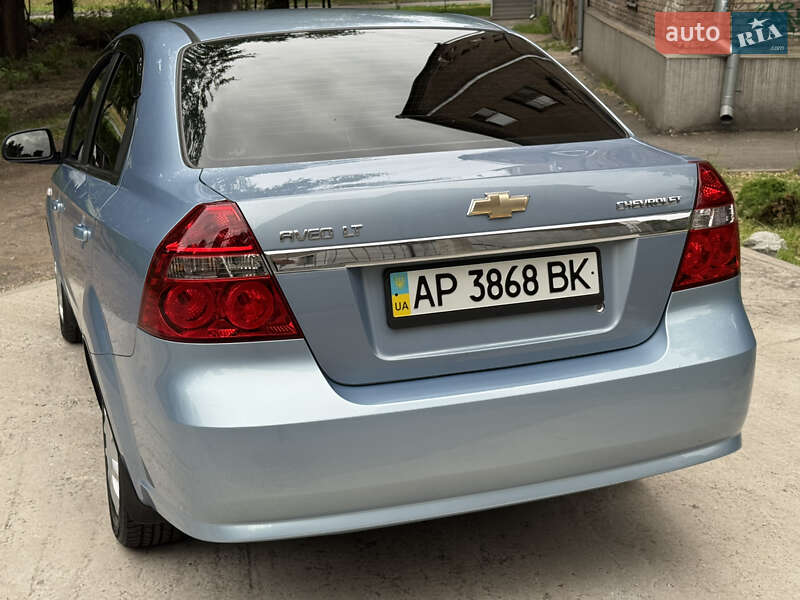 Седан Chevrolet Aveo 2008 в Запоріжжі