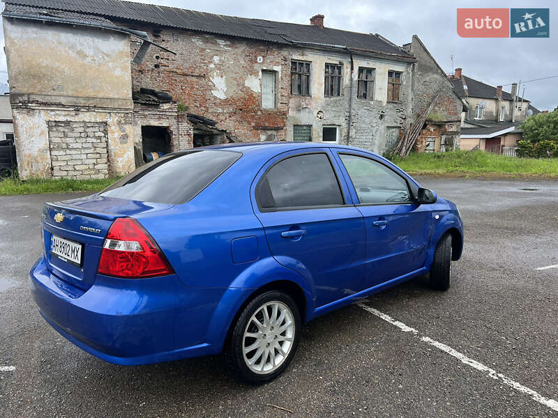 Седан Chevrolet Aveo 2006 в Львове