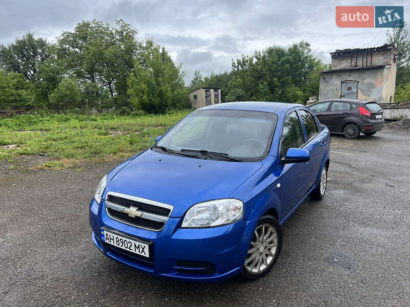 Седан Chevrolet Aveo 2006 в Львове