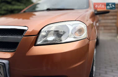 Седан Chevrolet Aveo 2007 в 