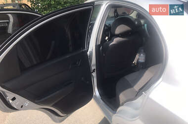 Седан Chevrolet Aveo 2010 в 