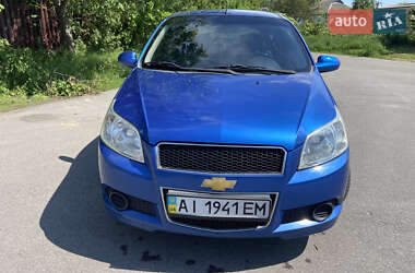 Хетчбек Chevrolet Aveo 2008 в 