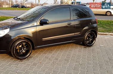 Хетчбек Chevrolet Aveo 2010 в Дніпрі