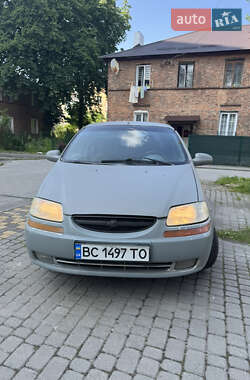 Седан Chevrolet Aveo 2005 в Львові