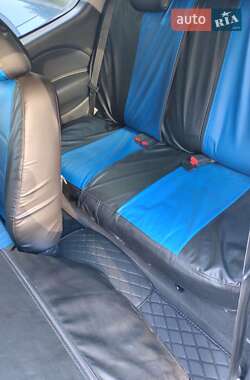 Хэтчбек Chevrolet Aveo 2008 в 