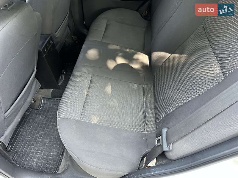 Седан Chevrolet Aveo 2007 в Киеве