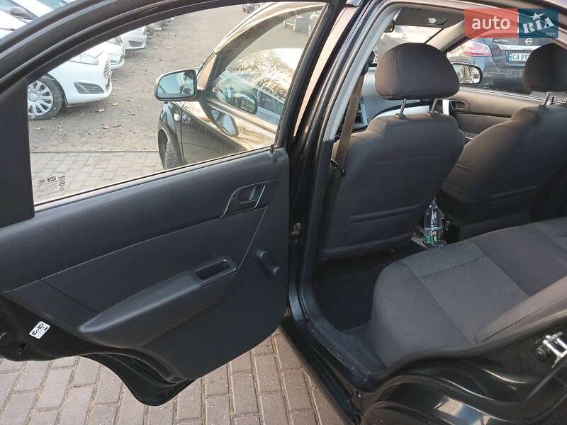 Седан Chevrolet Aveo 2007 в Миколаєві