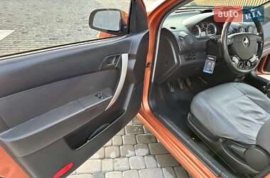 Седан Chevrolet Aveo 2006 в 