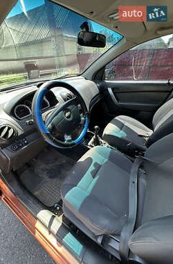 Седан Chevrolet Aveo 2006 в 