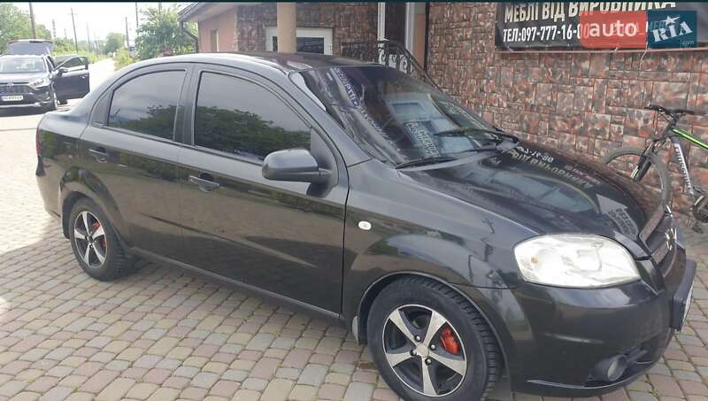 Седан Chevrolet Aveo 2007 в Хусте