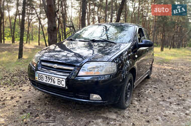 Хэтчбек Chevrolet Aveo 2008 в Днепре