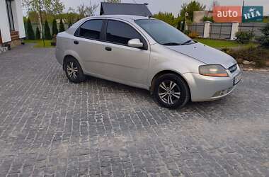 Седан Chevrolet Aveo 2005 в 