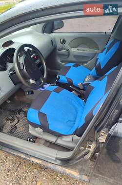 Седан Chevrolet Aveo 2005 в Новой Ушице