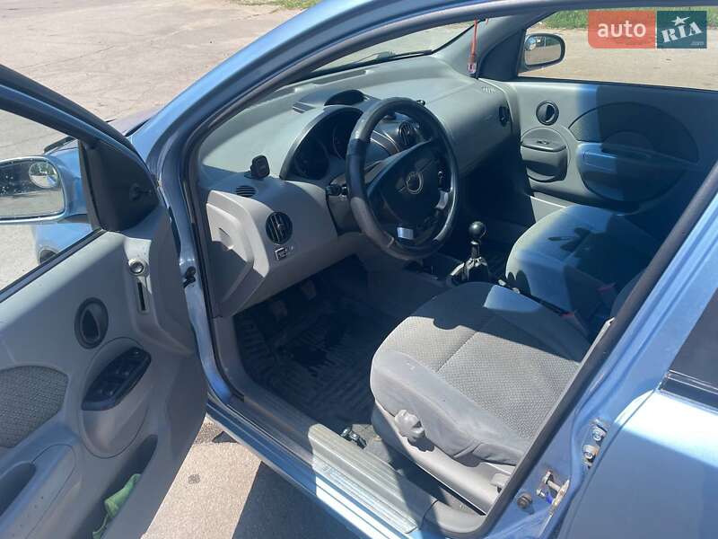 Седан Chevrolet Aveo 2005 в Покровском