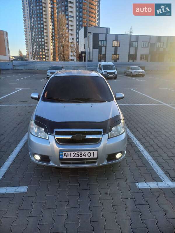 Седан Chevrolet Aveo 2006 в 