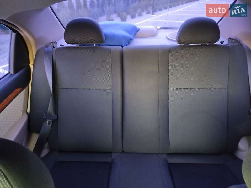 Седан Chevrolet Aveo 2008 в Луцьку