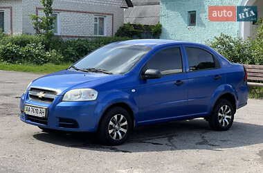 Седан Chevrolet Aveo 2006 в Городні
