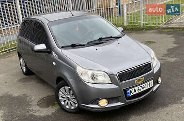 Хэтчбек Chevrolet Aveo 2011 в Прилуках