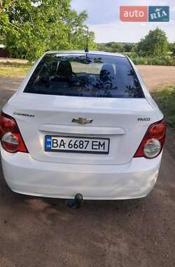 Седан Chevrolet Aveo 2013 в 