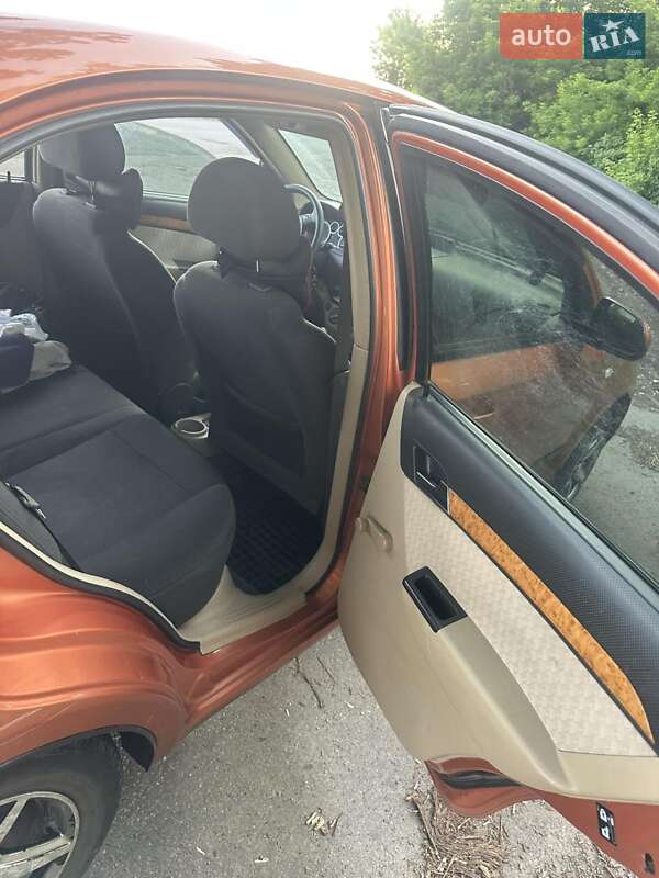 Седан Chevrolet Aveo 2008 в Катеринополе
