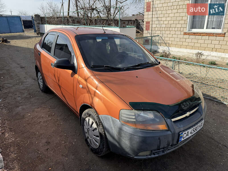Седан Chevrolet Aveo 2005 в Ладыжине