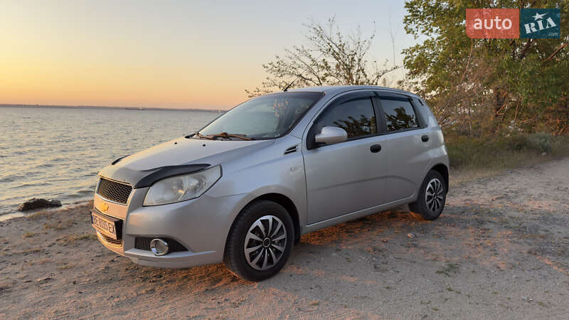 Хэтчбек Chevrolet Aveo 2008 в Николаеве