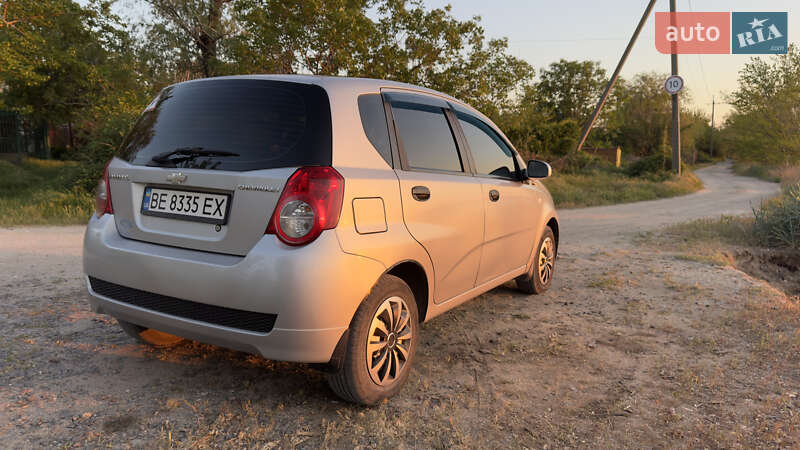 Хэтчбек Chevrolet Aveo 2008 в Николаеве