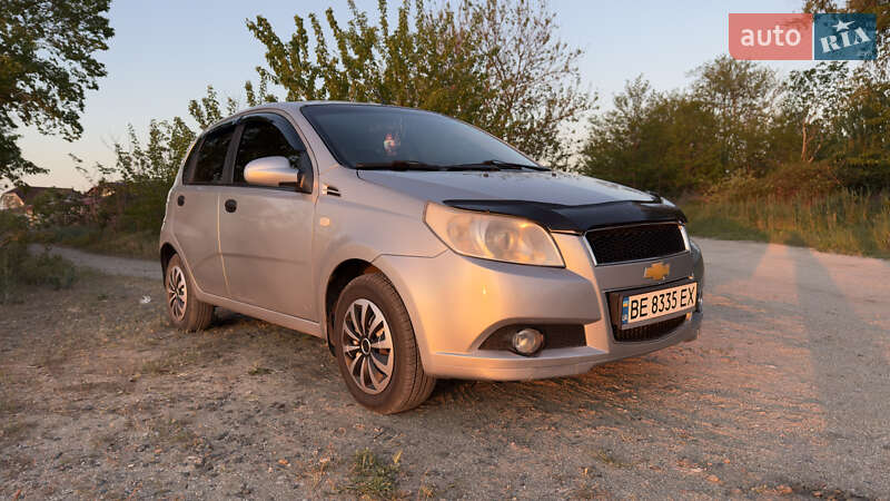Хэтчбек Chevrolet Aveo 2008 в Николаеве