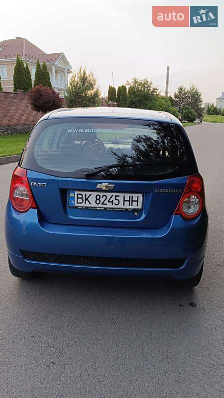 Хэтчбек Chevrolet Aveo 2008 в Ровно