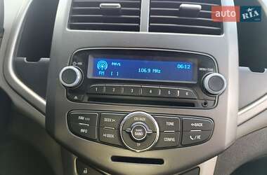 Седан Chevrolet Aveo 2012 в 