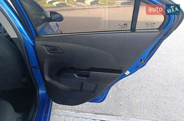 Седан Chevrolet Aveo 2012 в 