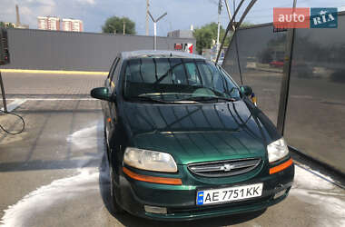 Хетчбек Chevrolet Aveo 2005 в Дніпрі