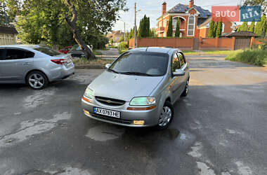 Седан Chevrolet Aveo 2004 в Харькове