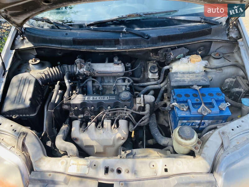 Седан Chevrolet Aveo 2006 в Мукачево