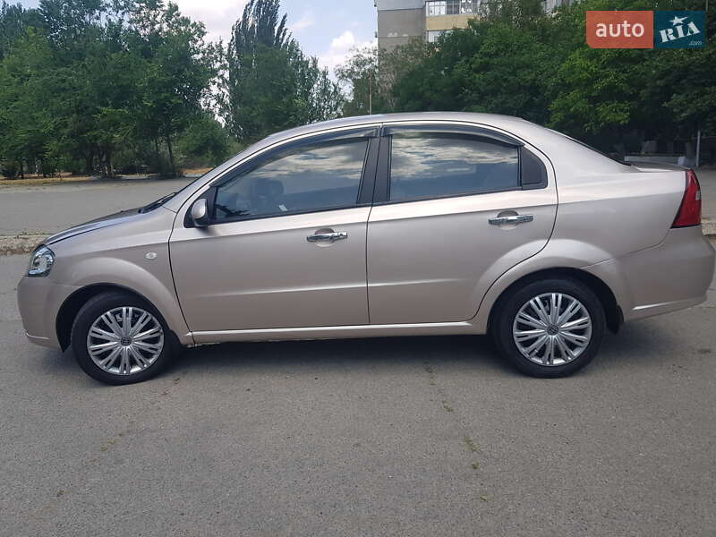 Седан Chevrolet Aveo 2008 в Одессе