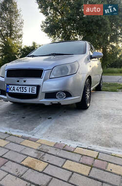 Хэтчбек Chevrolet Aveo 2008 в Киеве