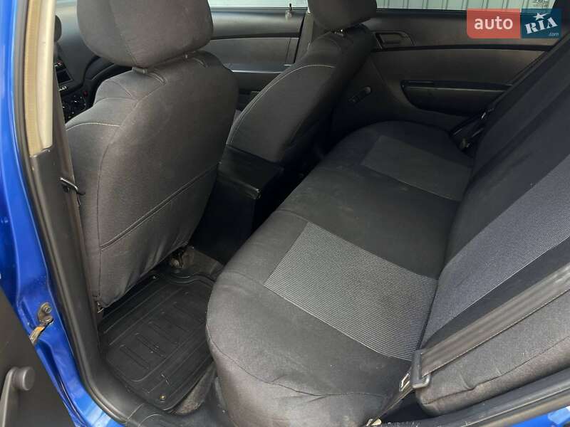 Седан Chevrolet Aveo 2008 в Миколаєві