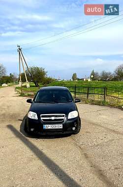 Седан Chevrolet Aveo 2011 в Новониколаевке