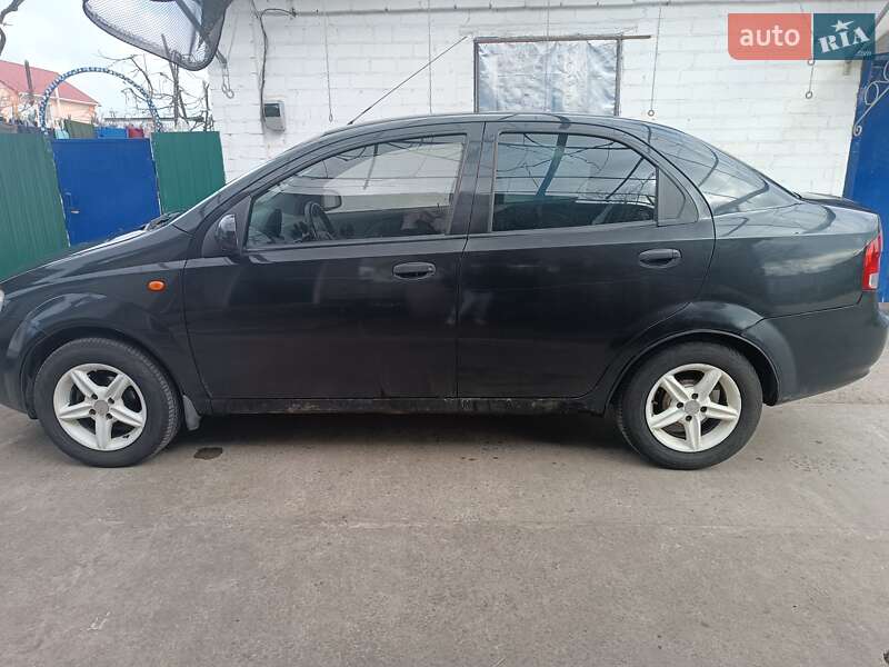 Chevrolet Aveo 2005