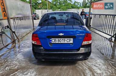 Седан Chevrolet Aveo 2003 в 