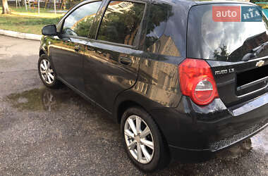 Хэтчбек Chevrolet Aveo 2011 в 