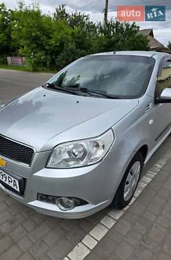 Хэтчбек Chevrolet Aveo 2011 в Семеновке