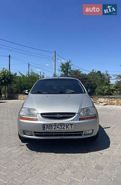 Седан Chevrolet Aveo 2003 в Могилів-Подільському